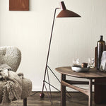 svelte-noir-floor-lamp