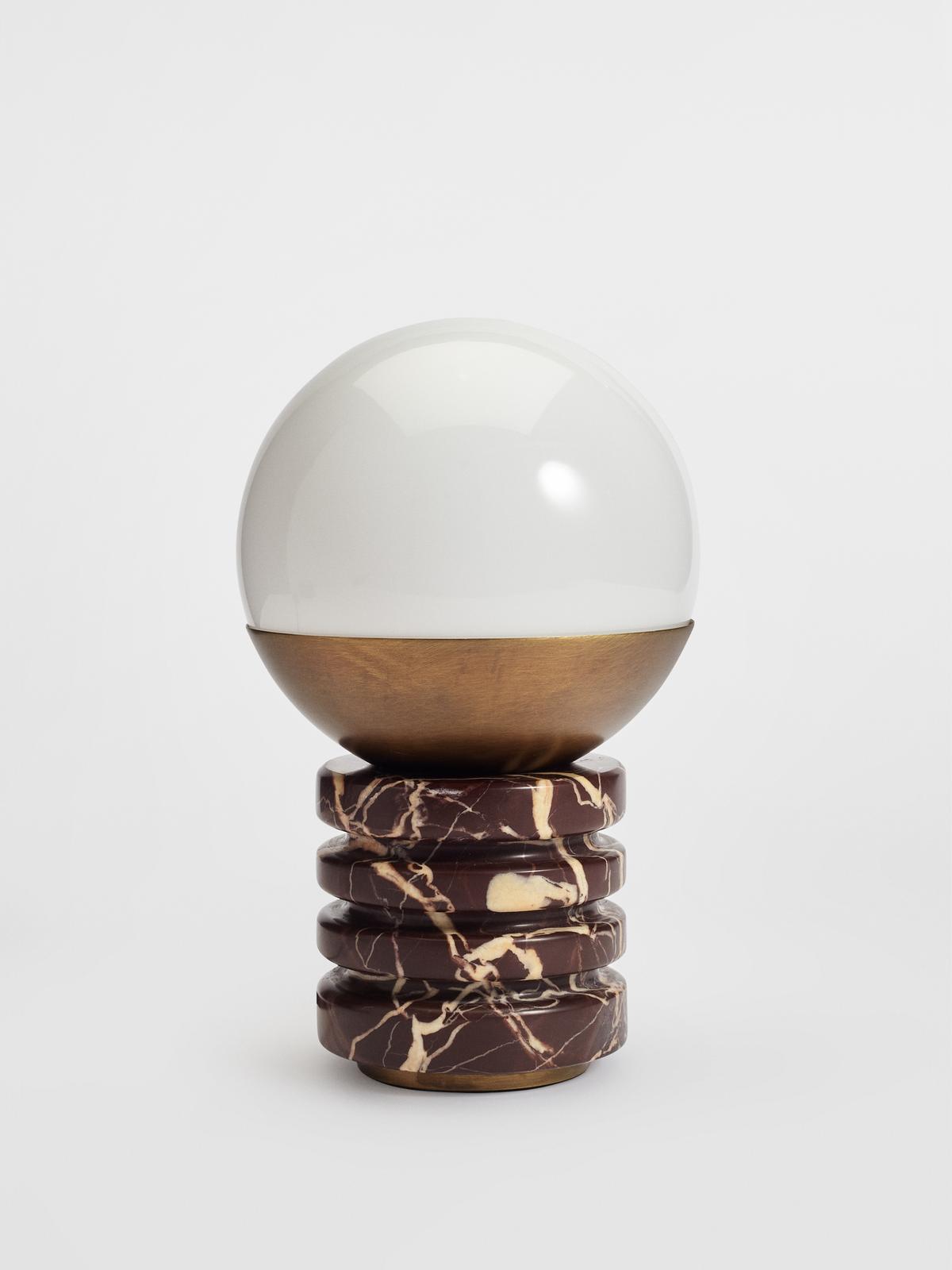 sylvia-table-lamp