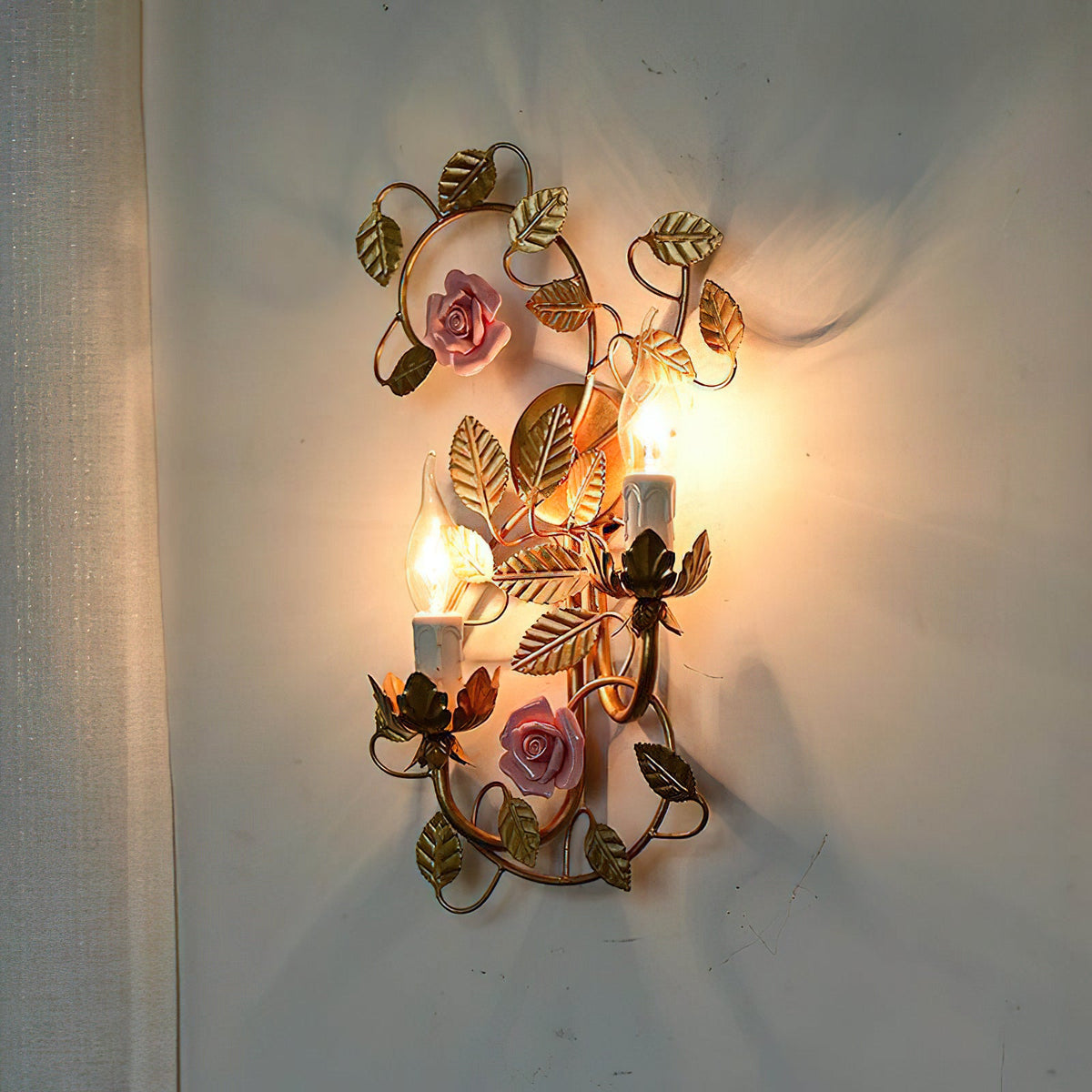 symphony-rose-basket-sconce
