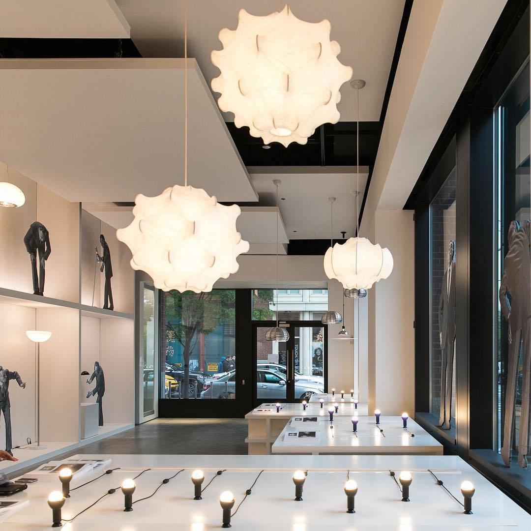 Cocoon Bloom Pendant Light – Nature-Inspired Designer Hanging Lamp