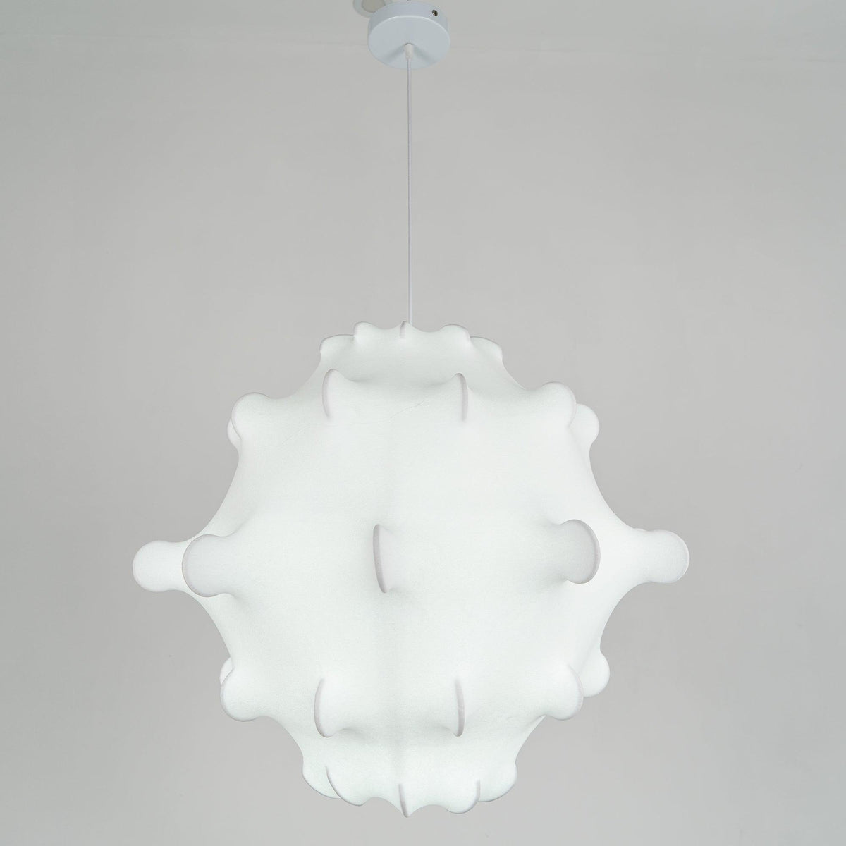 Cocoon Bloom Pendant Light – Nature-Inspired Designer Hanging Lamp