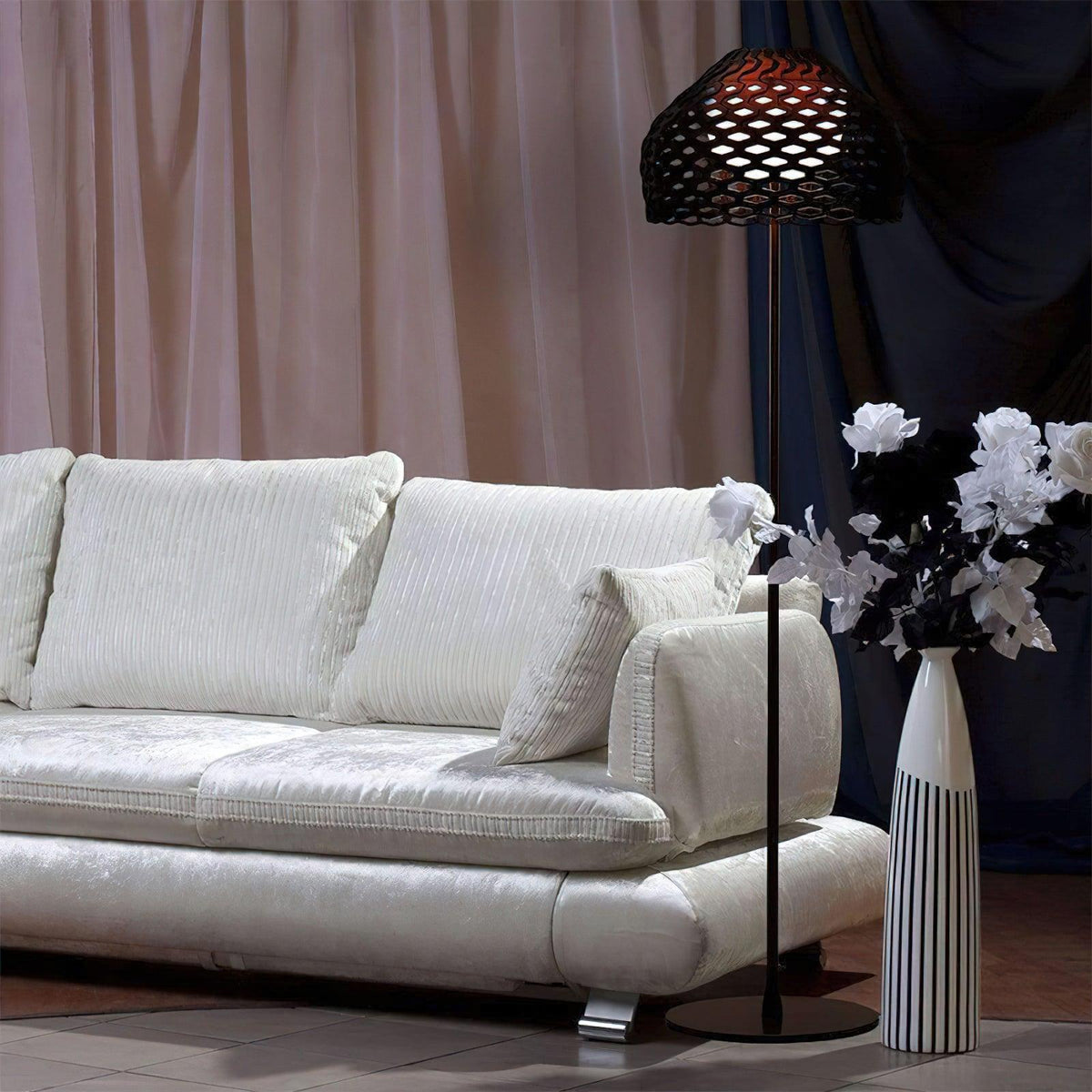 tatou-floor-lamp
