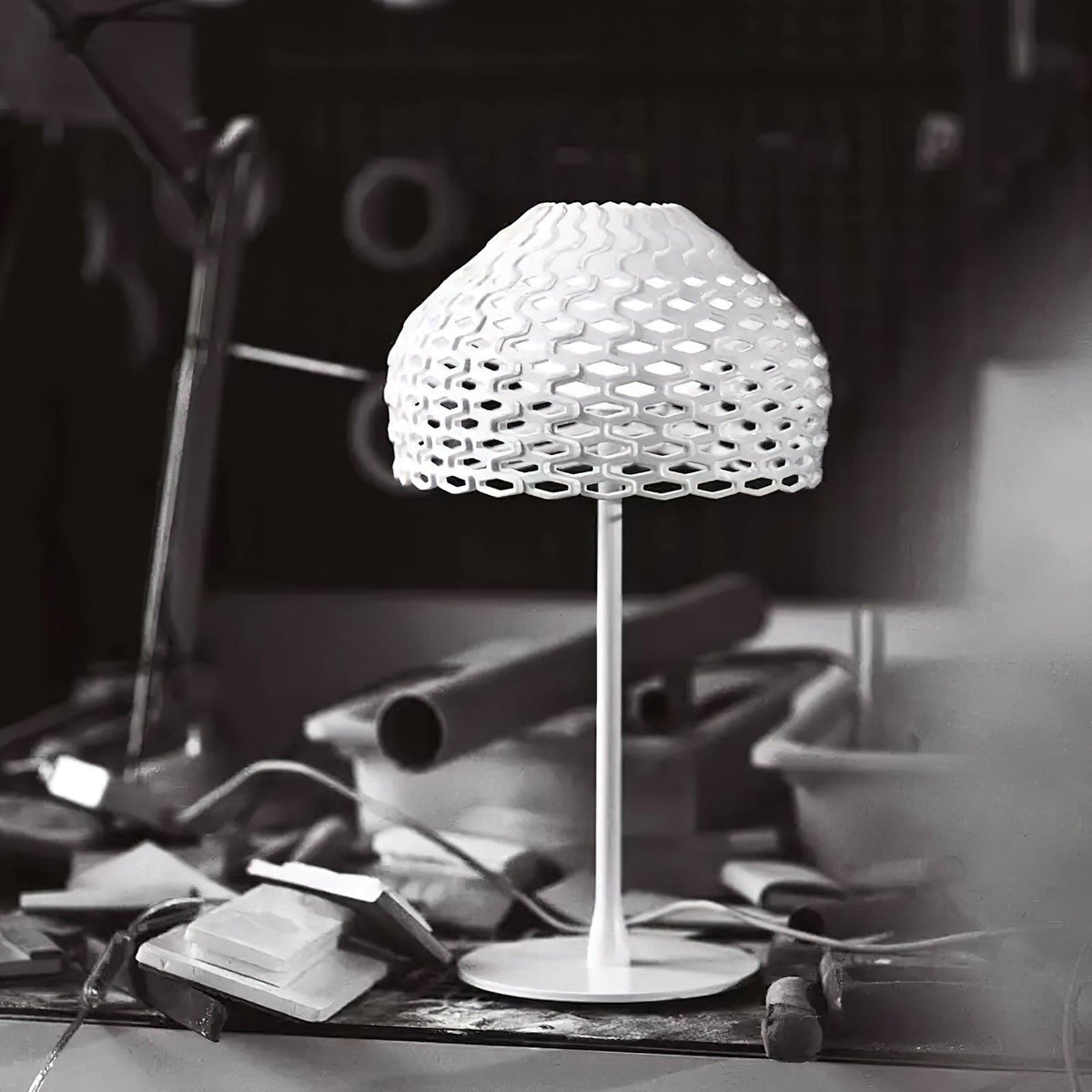 tatou-table-lamp