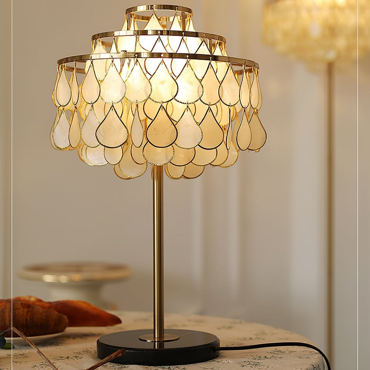 Teardrops Shell Table Lamp in Gold and Black Marble