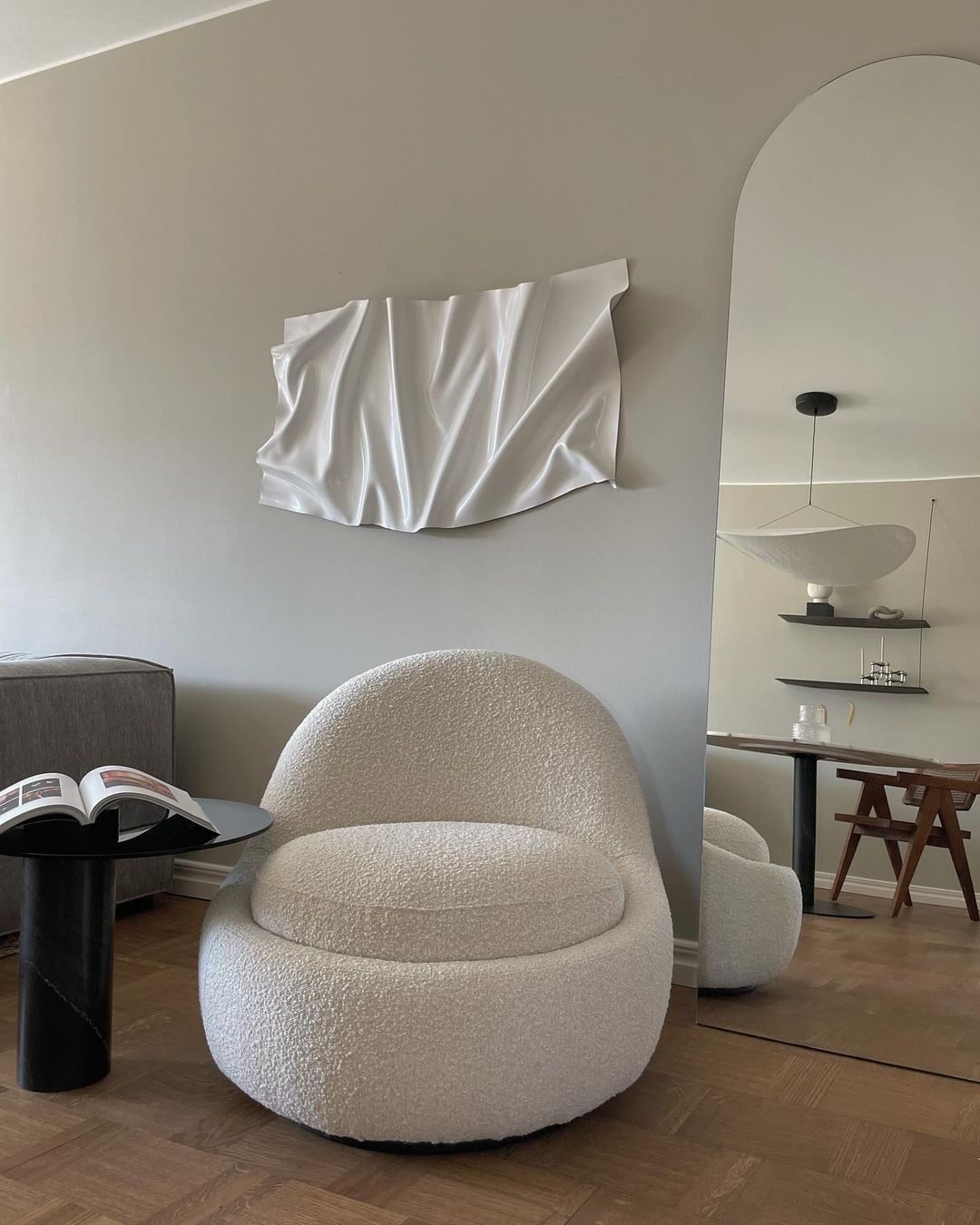 tense-dupont-paper-pendant-lamp