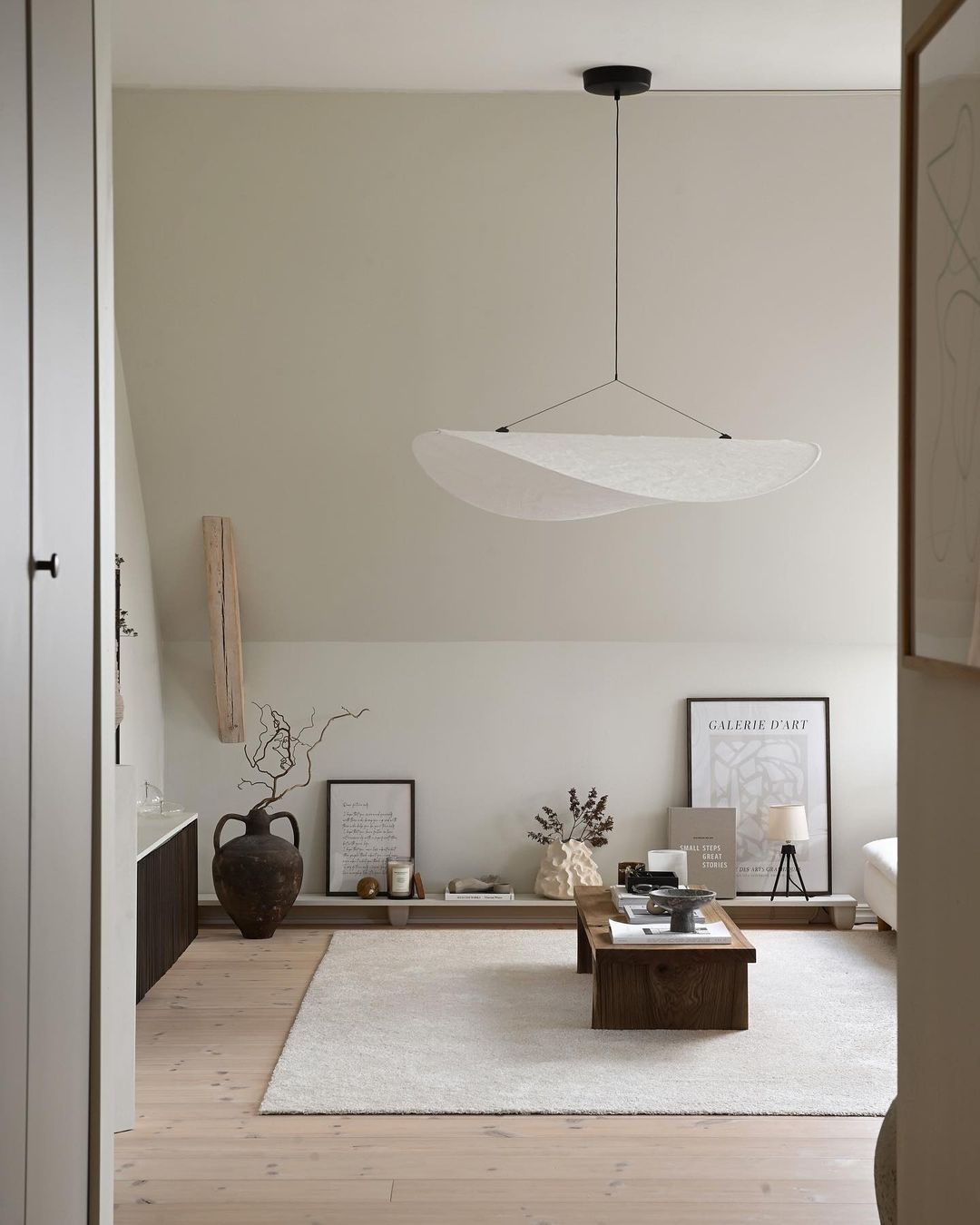 tense-dupont-paper-pendant-lamp