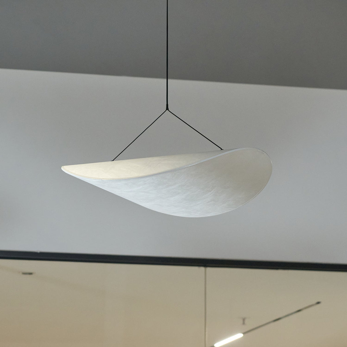 tense-dupont-paper-pendant-lamp