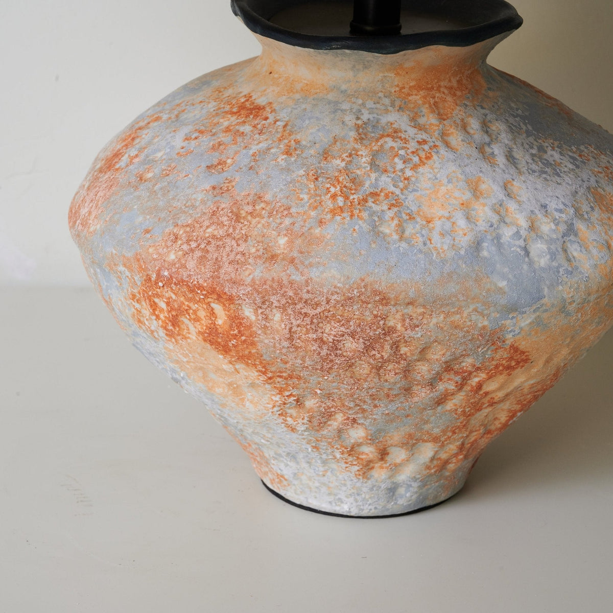 Terra Nova Ceramic Table Lamp with Linen Shade for Modern Interiors