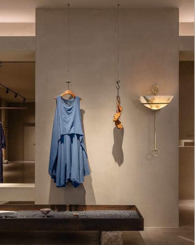 Tether Alabaster Wall Sconce in Brass – Modern Ambient Lighting