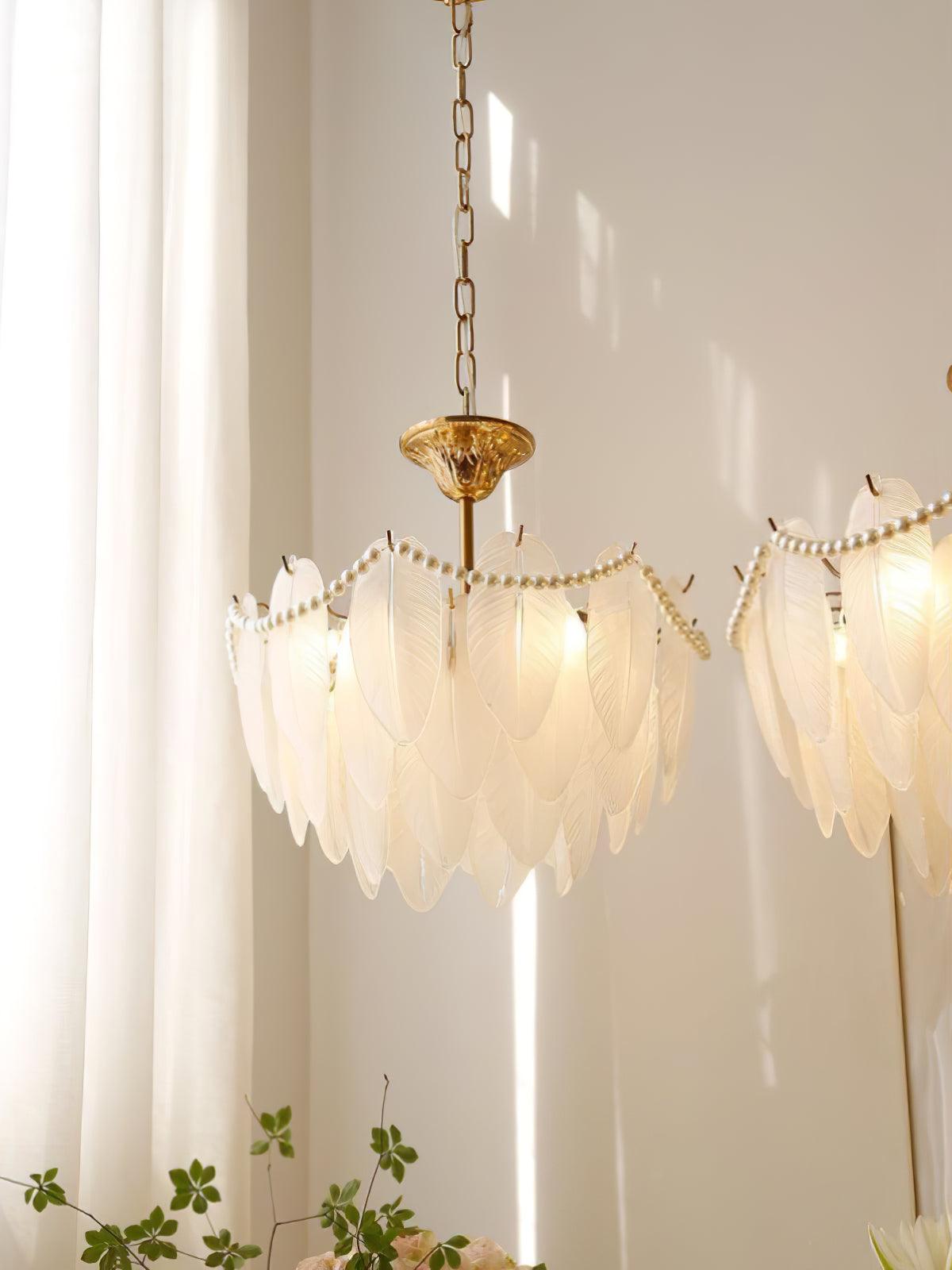 texture-glass-leaf-chandelier
