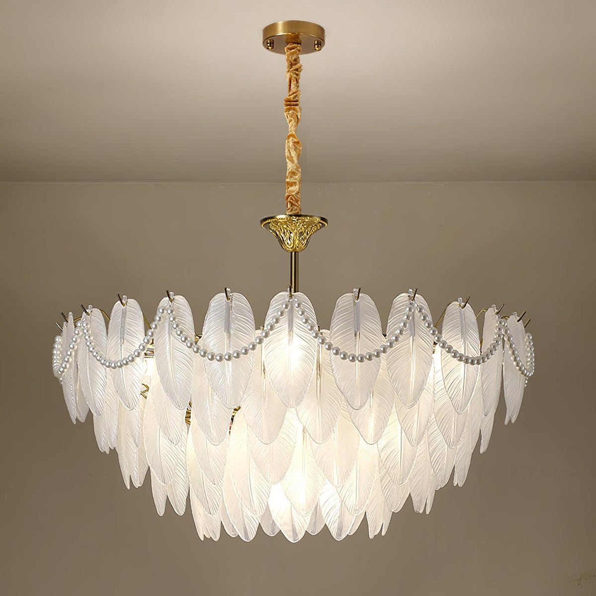 texture-glass-leaf-chandelier