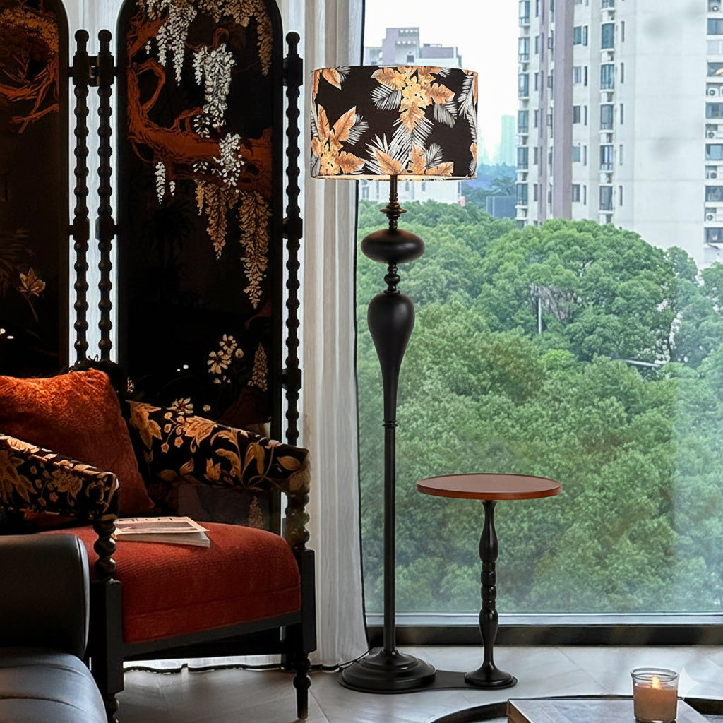 thaddeus-floor-lamp