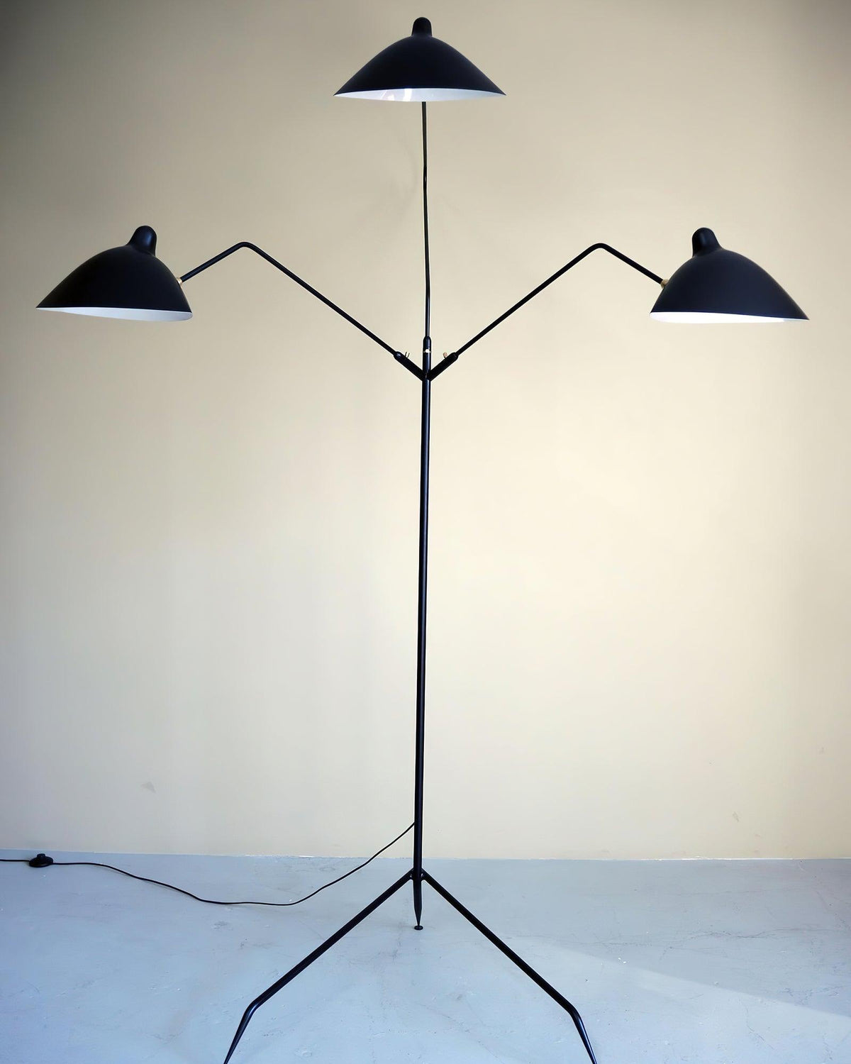 mouille-floor-lamp