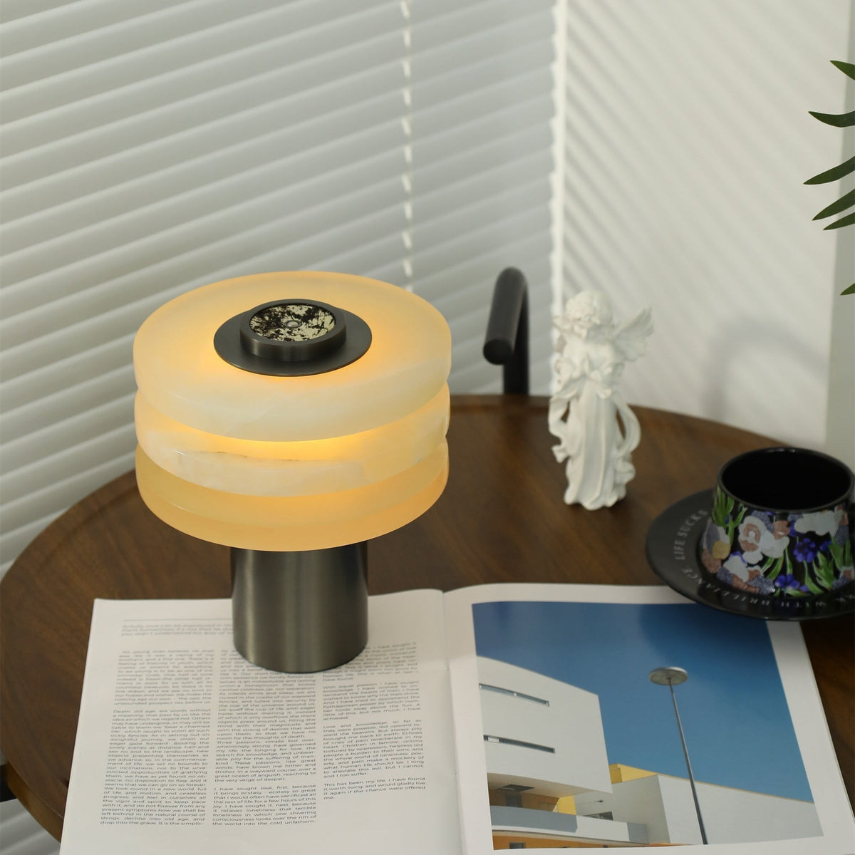 Tiered Obelisk Alabaster Table Lamp – Modern Sculptural LED Light