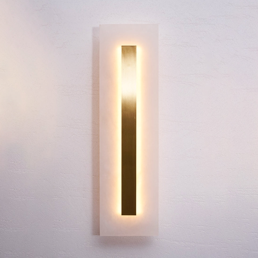 timeless-alabaster-wall-lamp