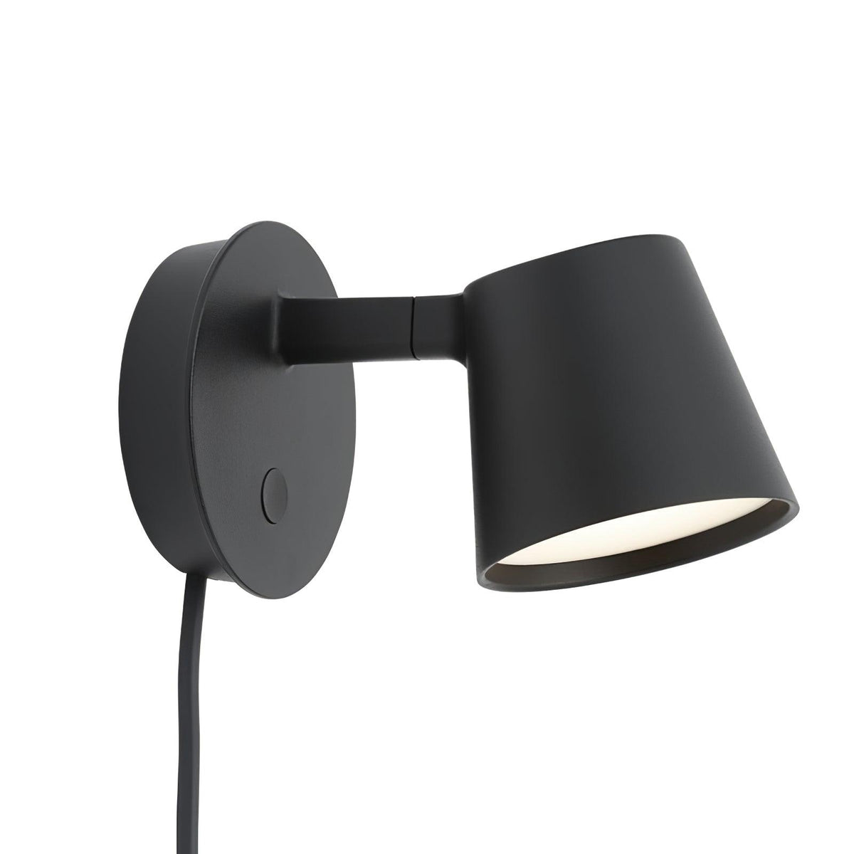 Tip Plug In Wall Lamp