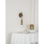 toam-wall-lamp