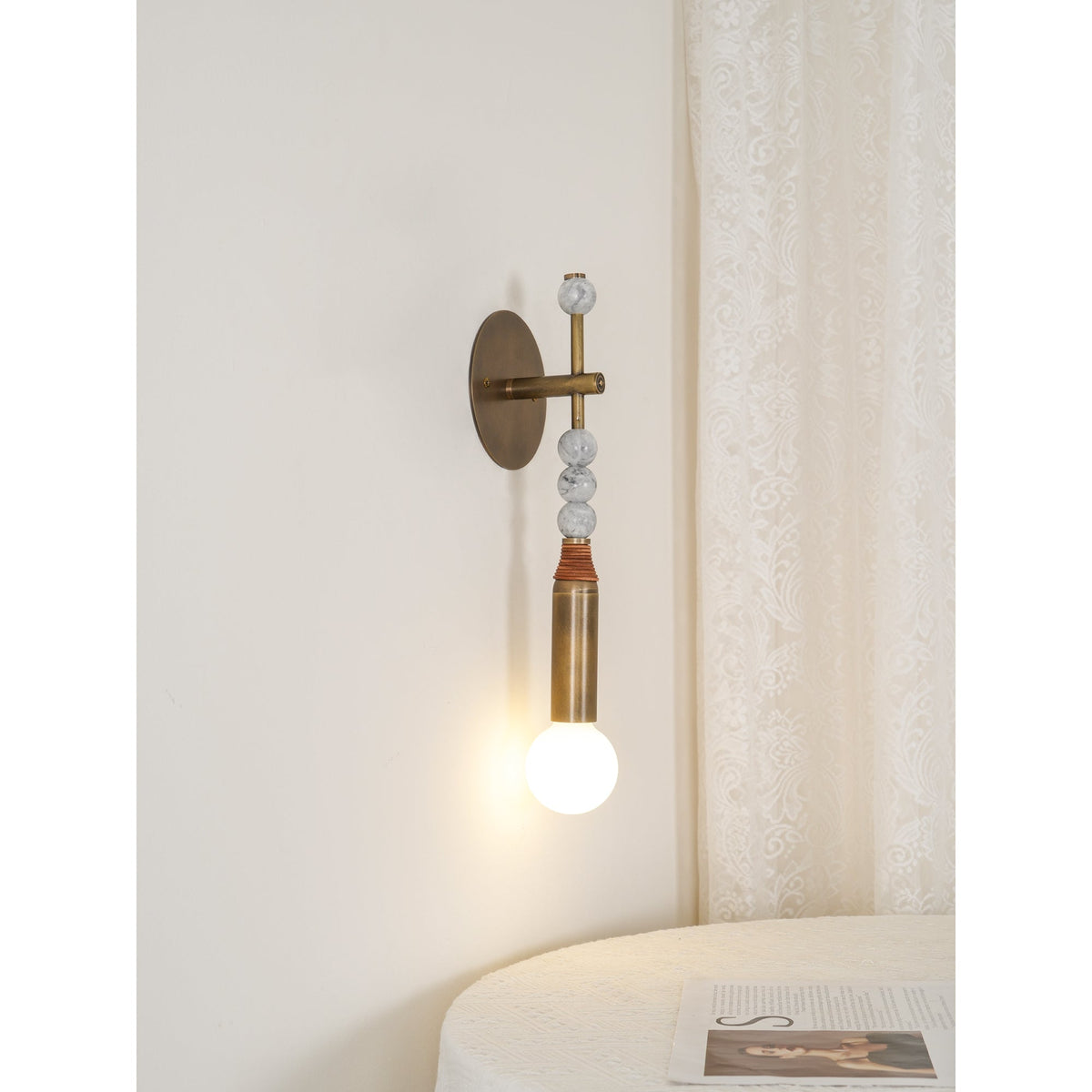 toam-wall-lamp