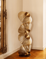 Tol Floor Lamp — Sculptural Gold Resin Totem, Modern LED Floor Light