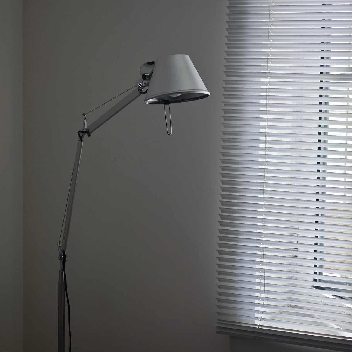 brady-rocker-arm-floor-lamp