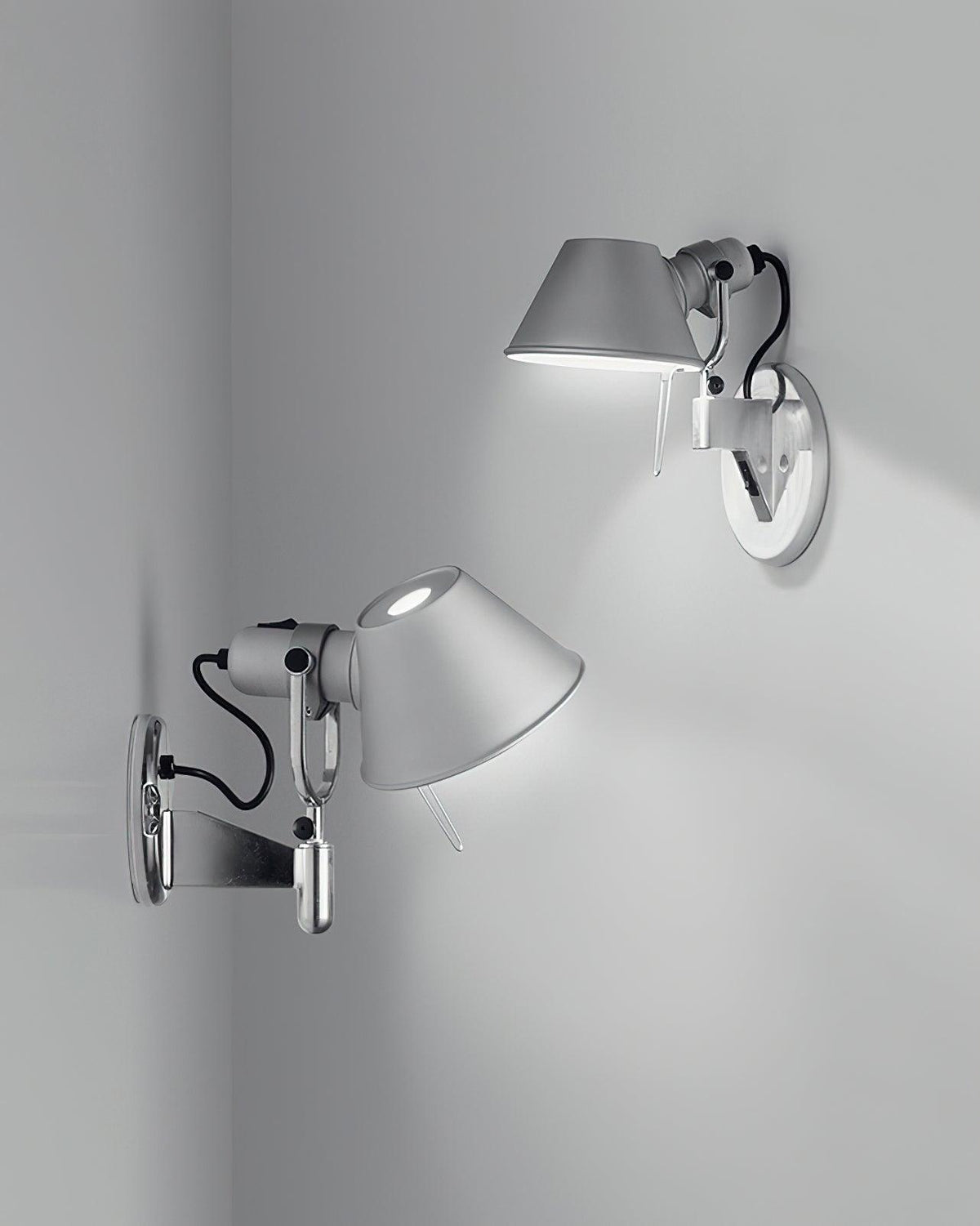 big-speaker-wall-lamp
