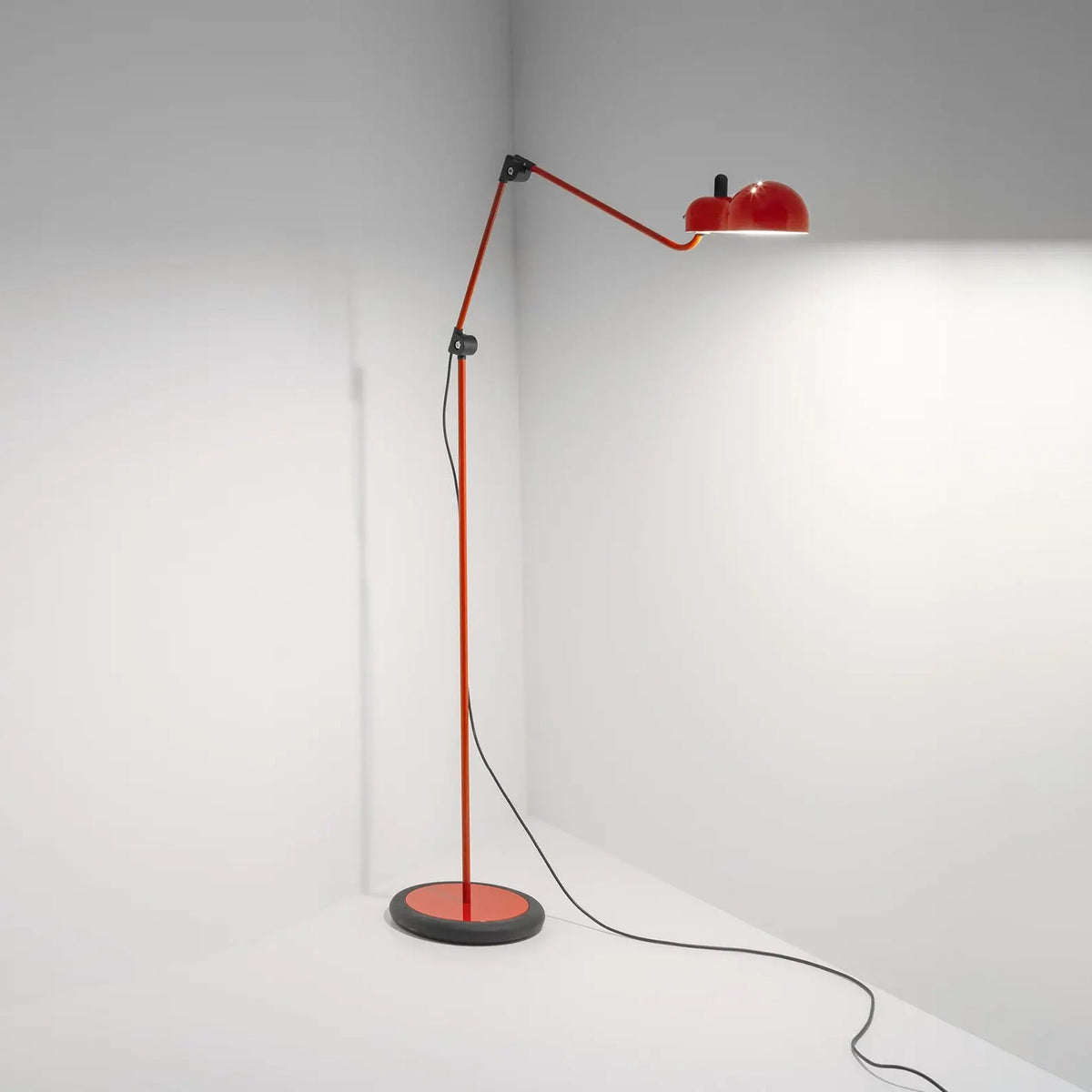 topo-floor-lamp