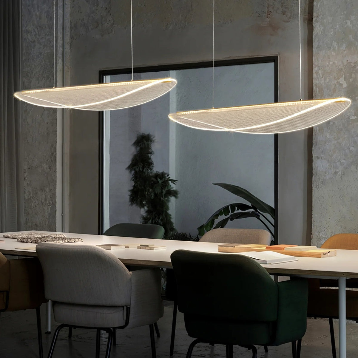Transparent Leaf Pendant Light