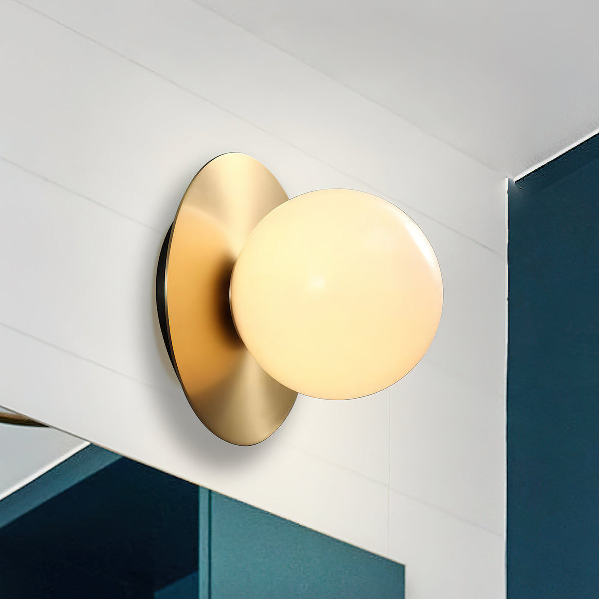 trent-wall-lamp