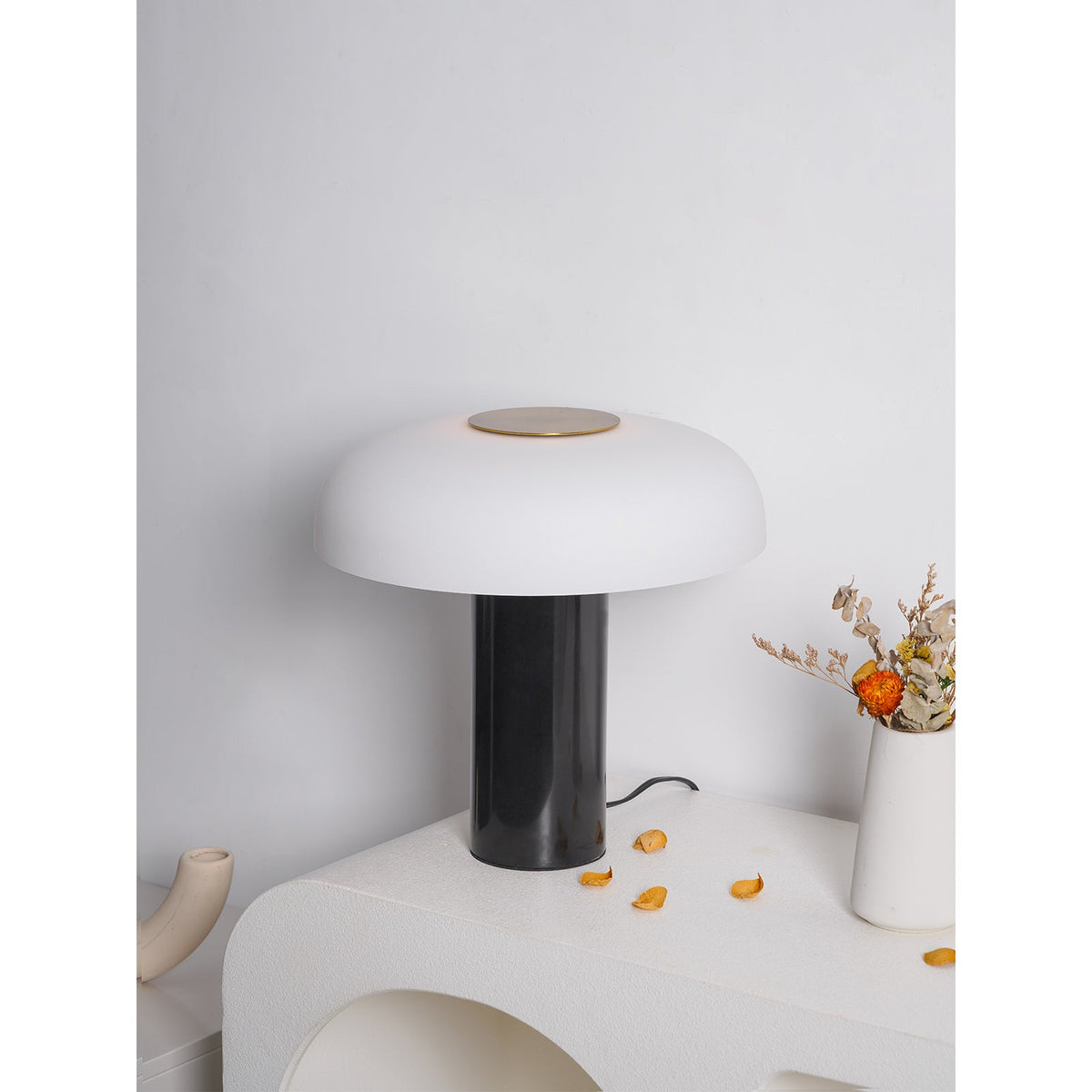 tropico-table-lamp