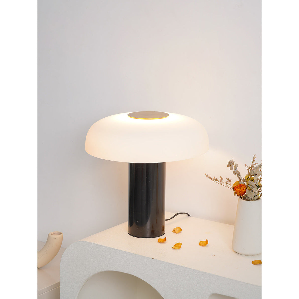 tropico-table-lamp