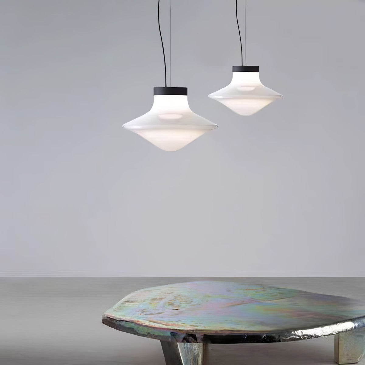 Trottola Modern Glass Pendant Light for Dining Room and Living Space