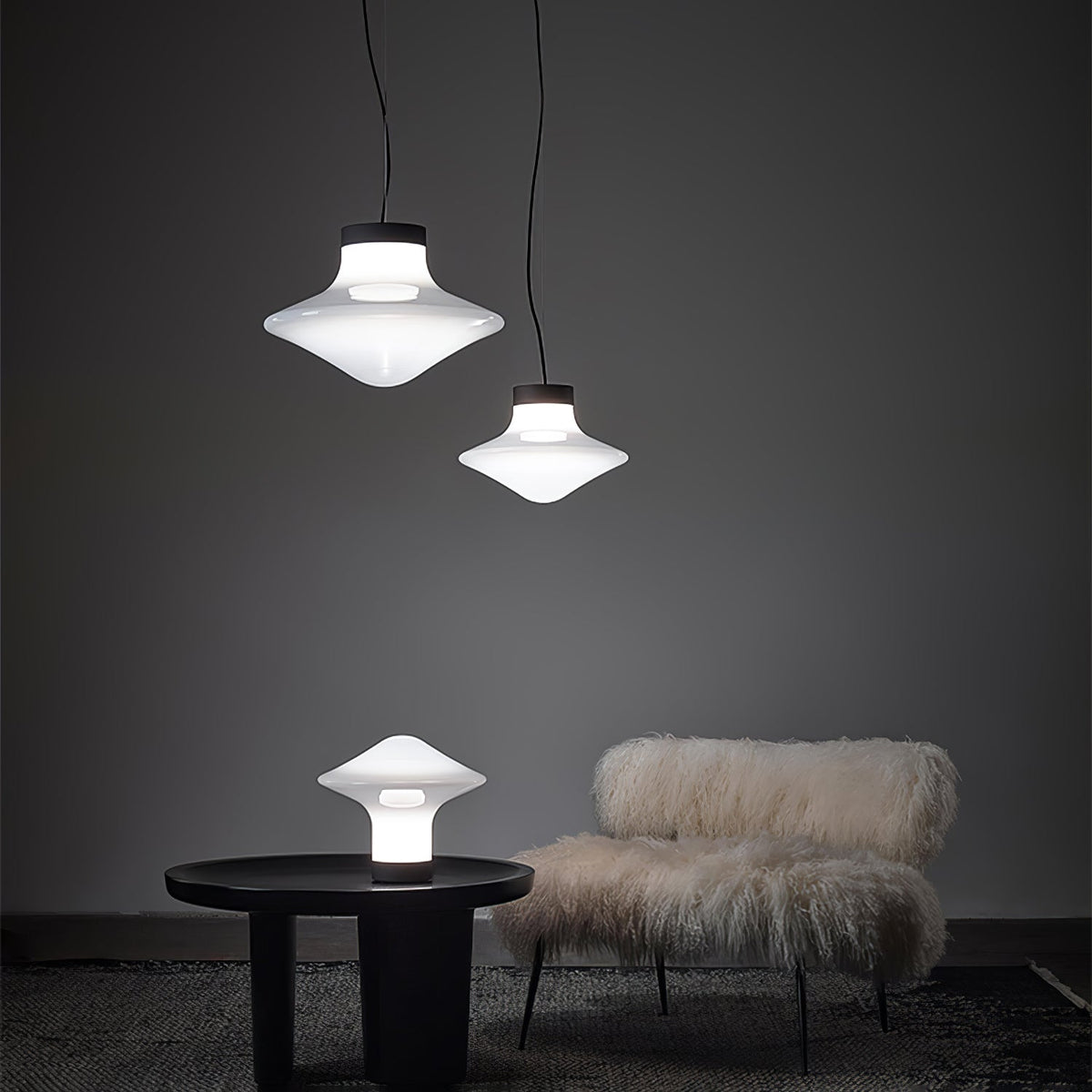 Trottola Modern Glass Pendant Light for Dining Room and Living Space