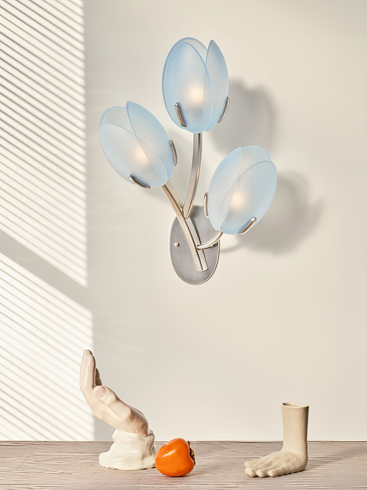 Tulyn Bloom Wall Sconce in Blush Pink Glass and Gold Metal