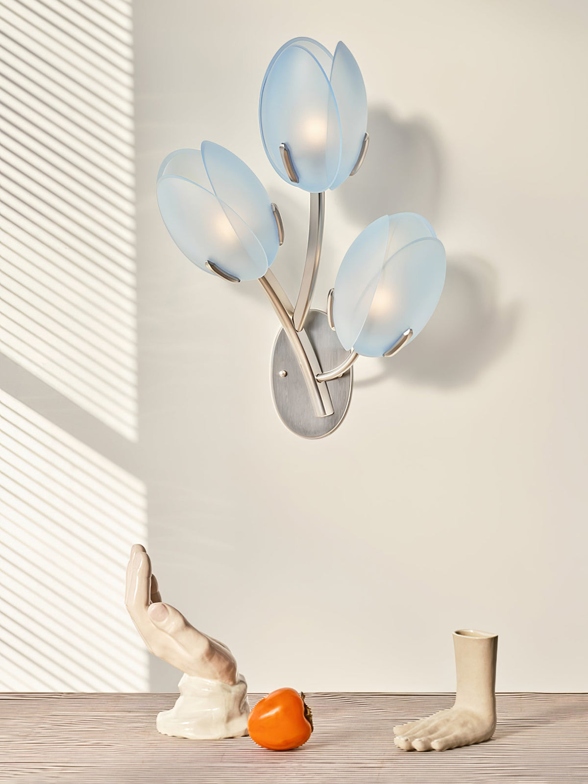 Tulyn Bloom Wall Sconce in Blush Pink Glass and Gold Metal