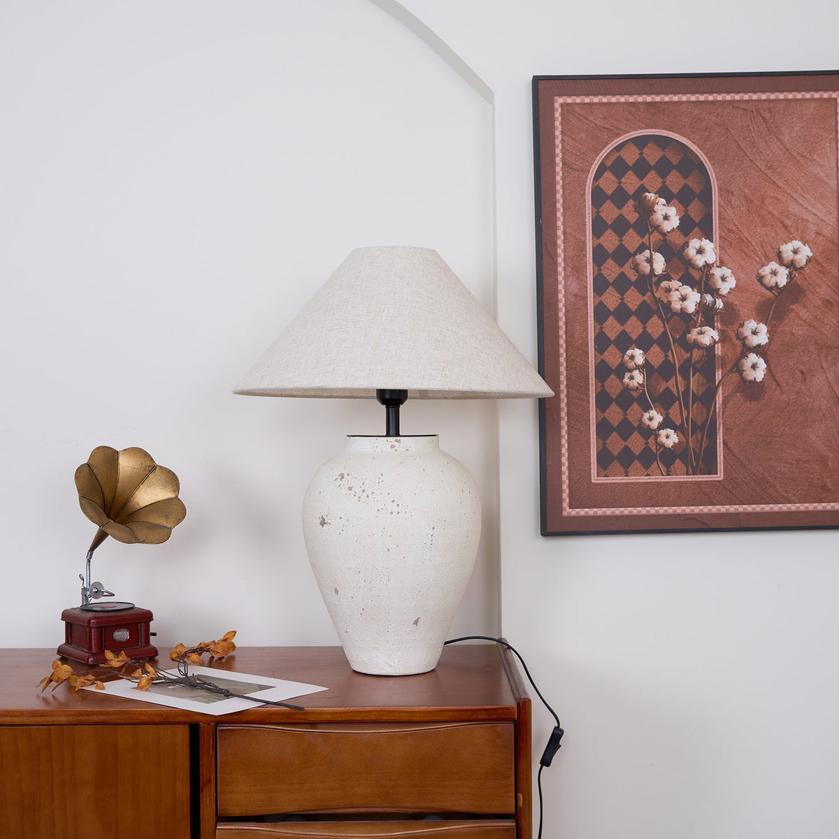 tuscan-stone-table-lamp
