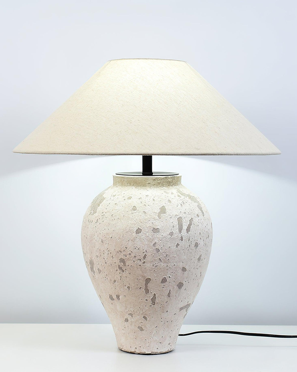 tuscan-stone-table-lamp