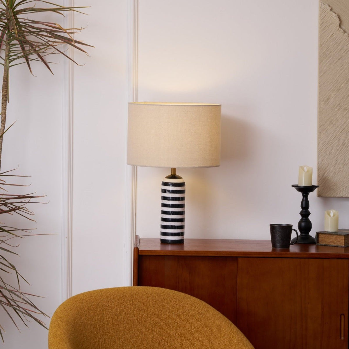 Tuxedo Marble Table Lamp – Modern Monochrome Accent Light for Bedroom and Living Room