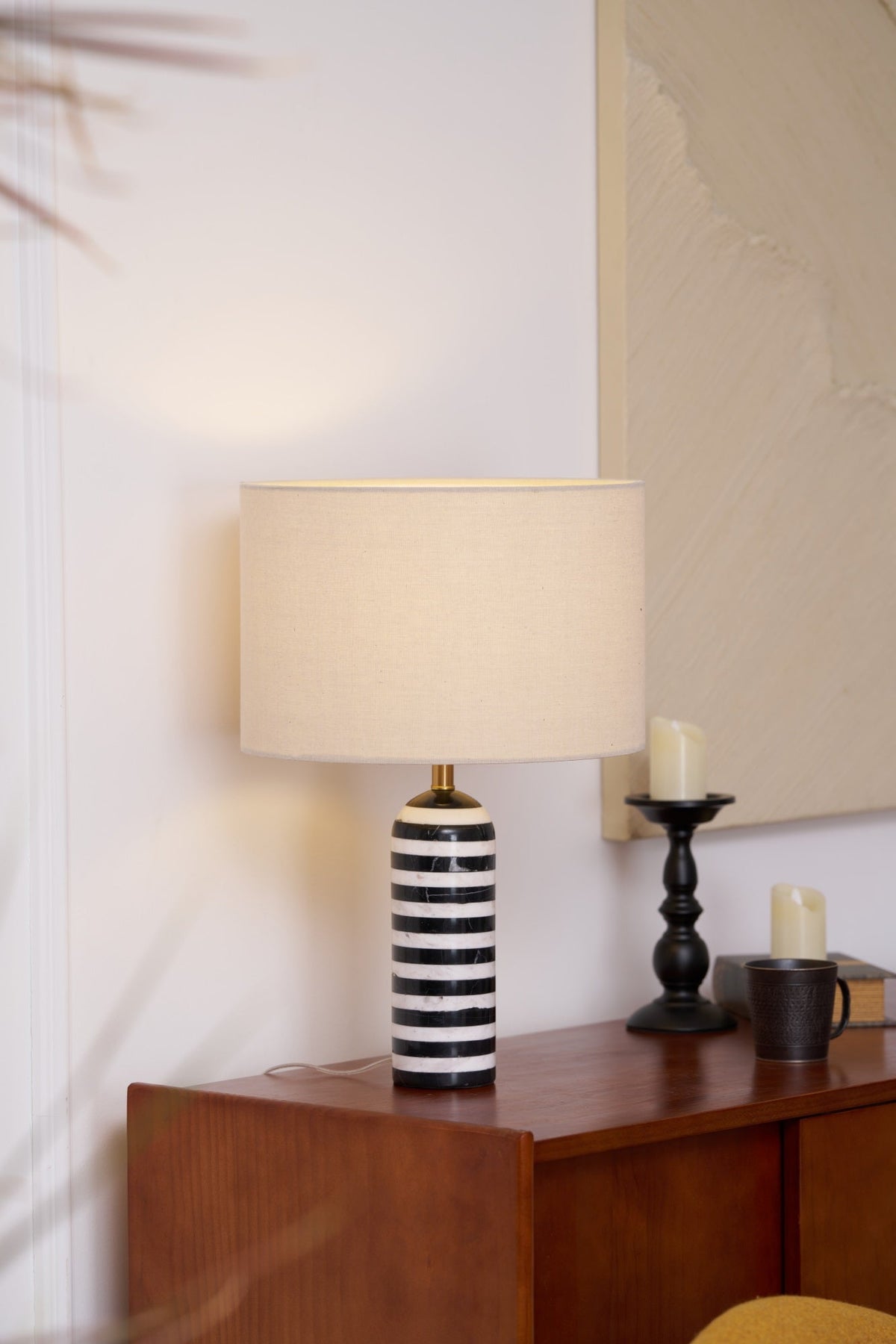 Tuxedo Marble Table Lamp – Modern Monochrome Accent Light for Bedroom and Living Room