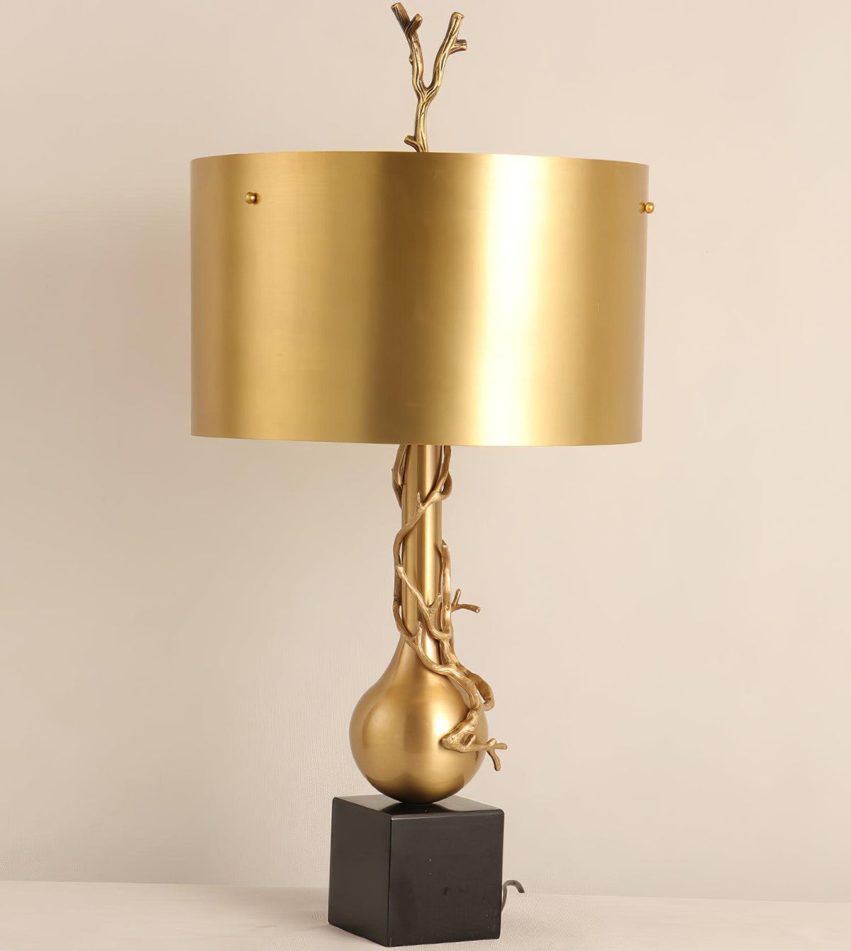 twig-table-lamp
