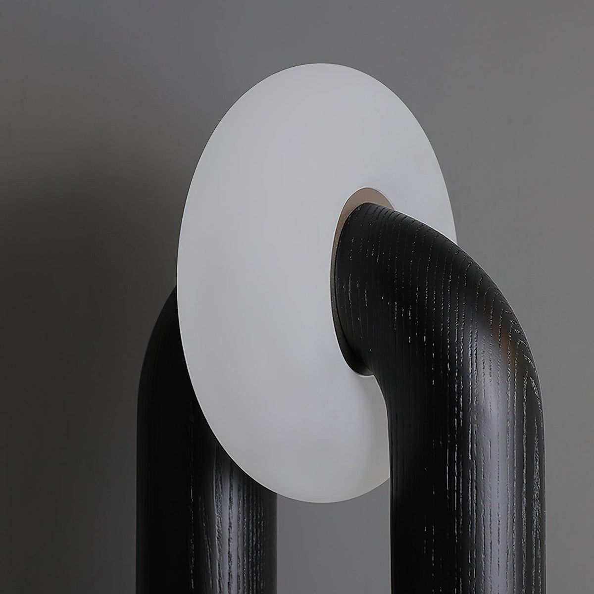 u-shaped-xuanguang-table-lamp