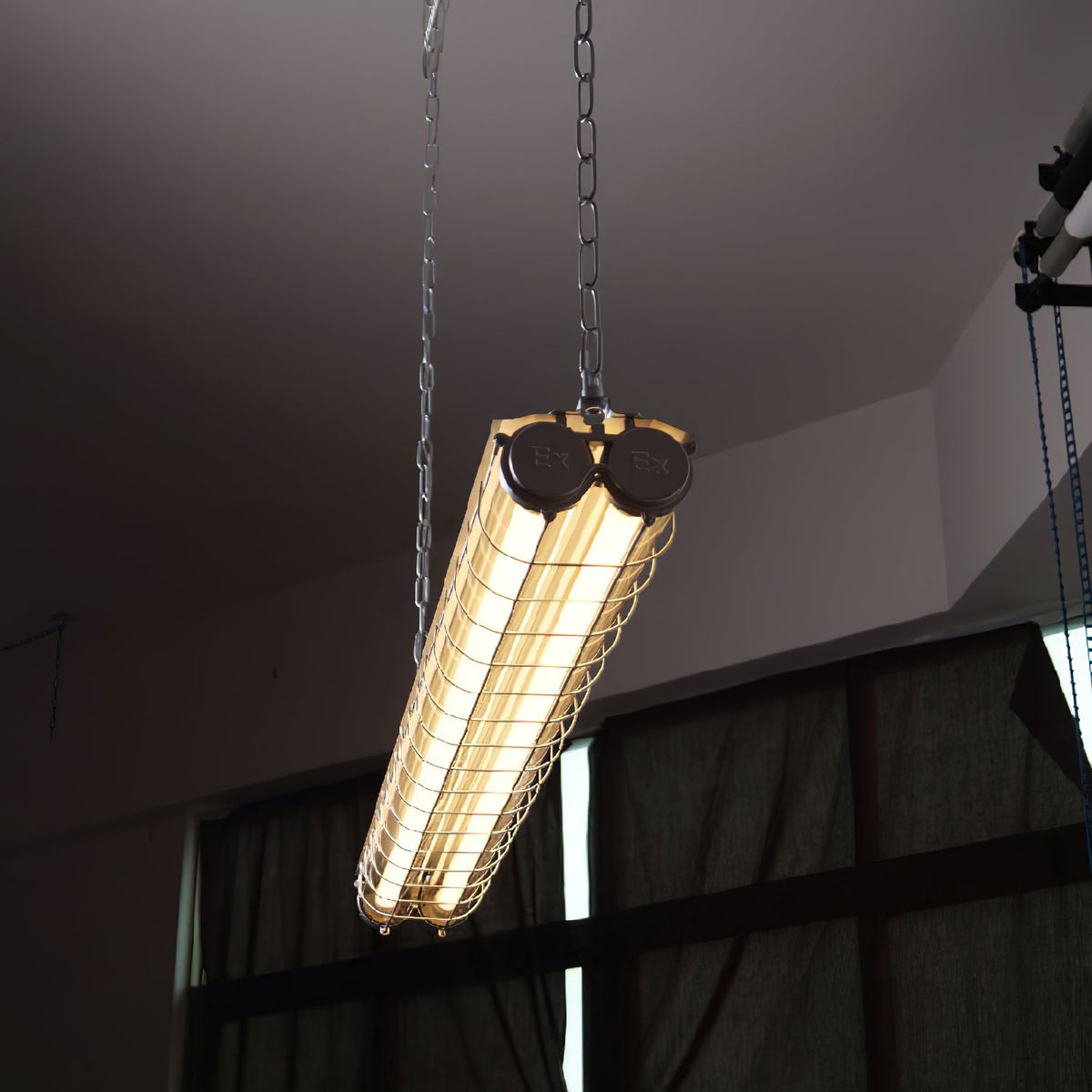 ultra-mariner-pendant-light