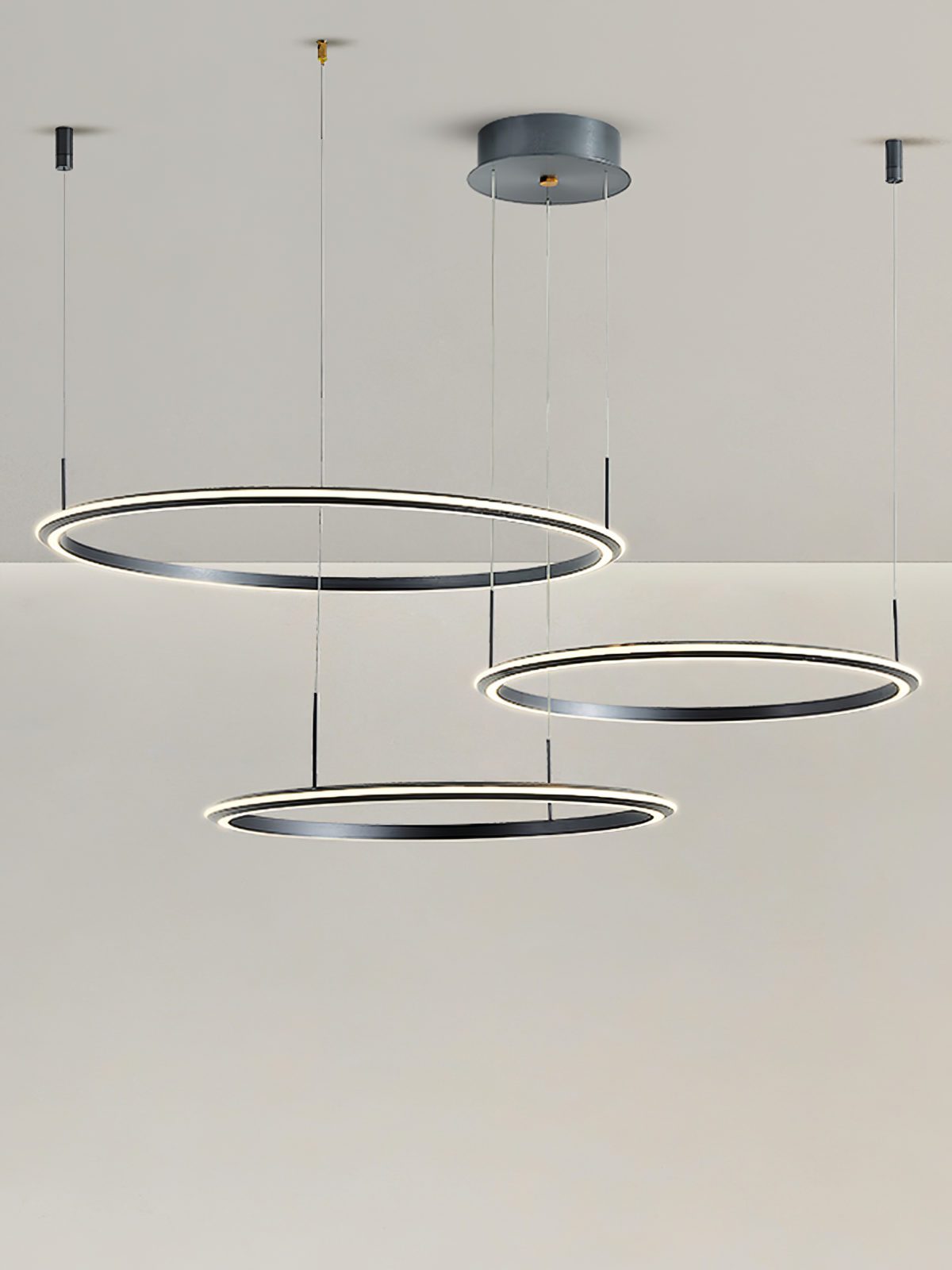 Uma LED Chandelier