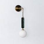 valenes-wall-lamp