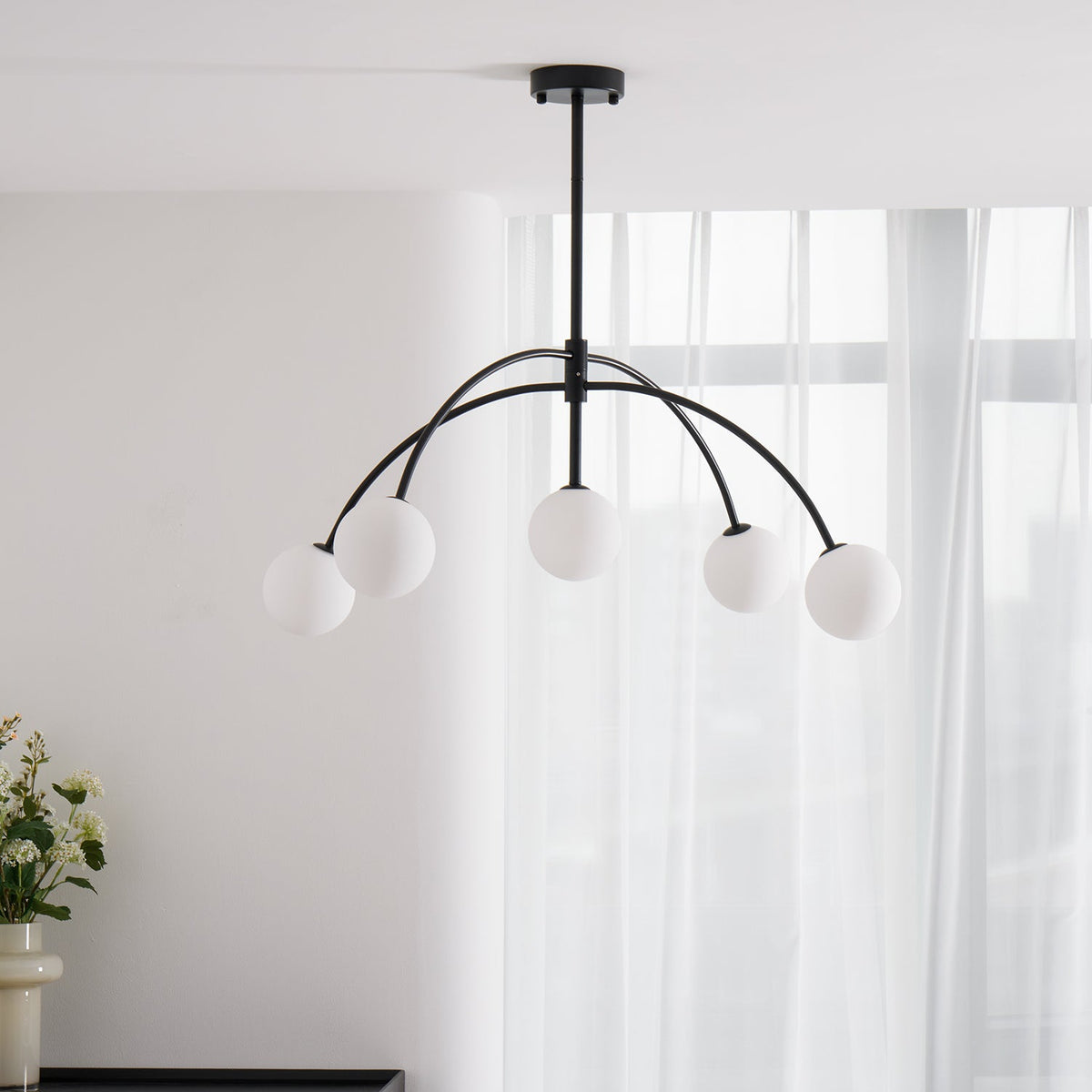 valentina-arc-chandelier