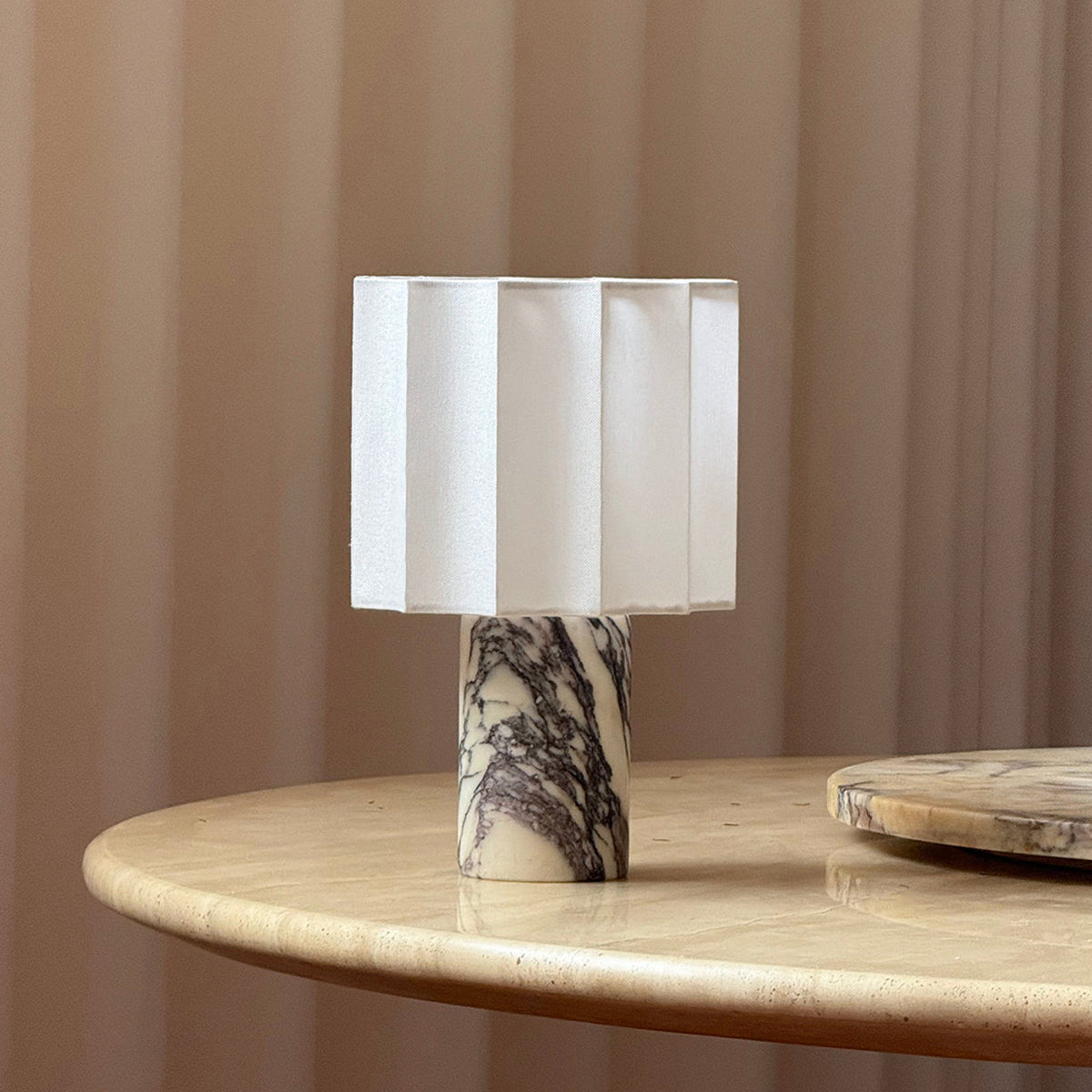 valli-table-lamp