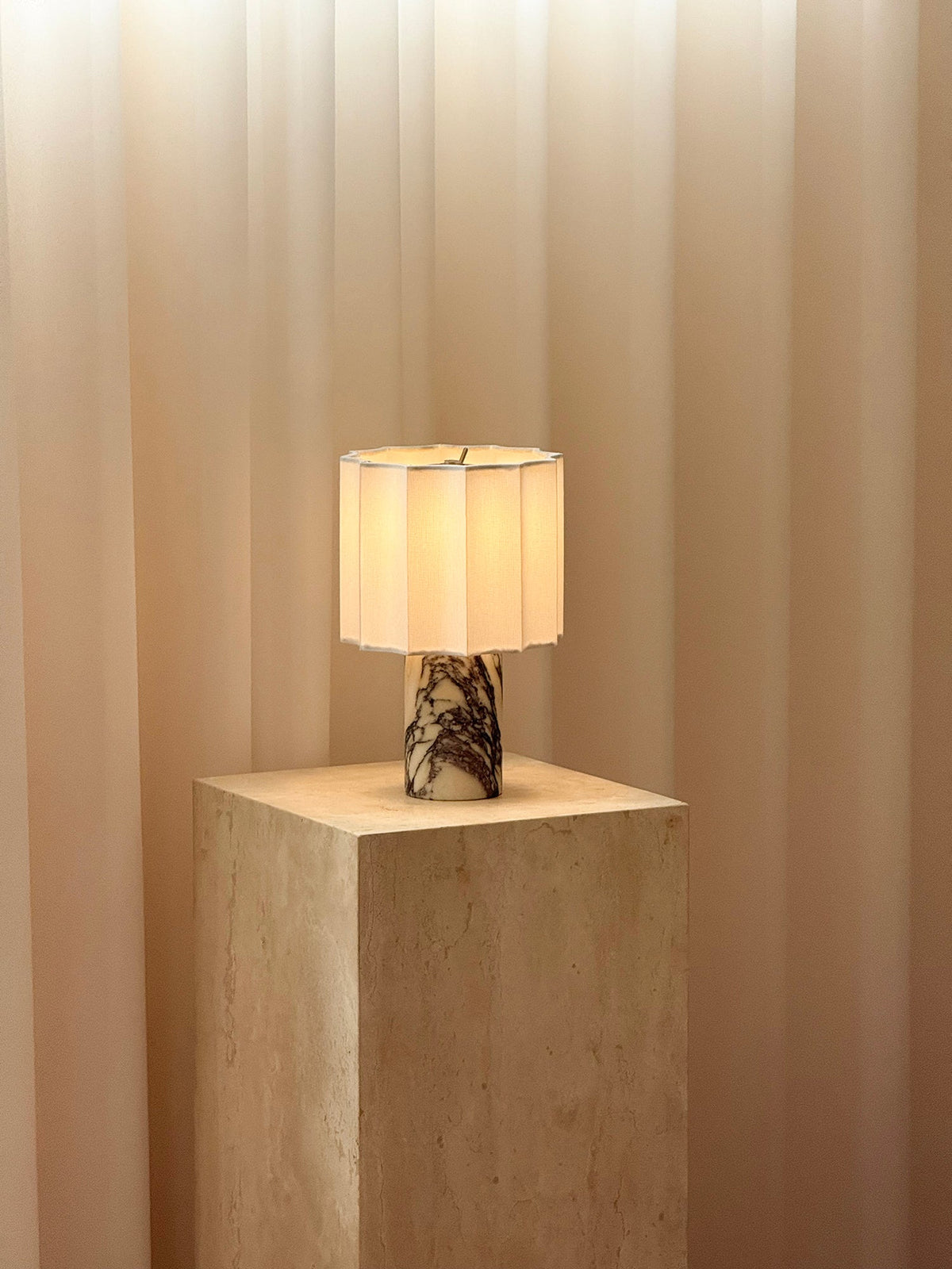 valli-table-lamp