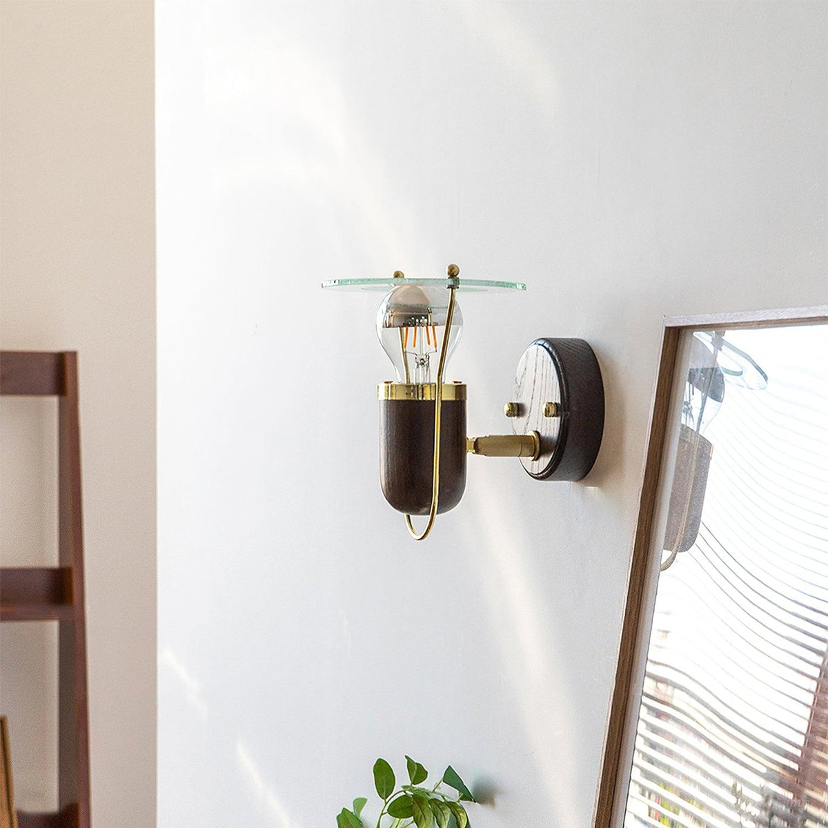 Vaughan Wall Light