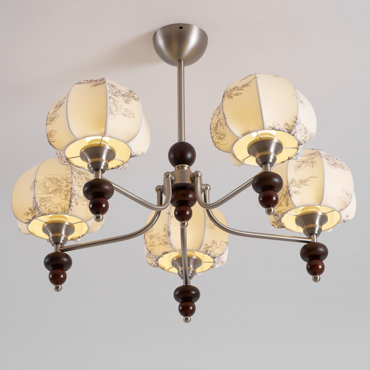Velvet Petal Chandelier – Modern Fabric Pendant Light for Dining Room and Living Room