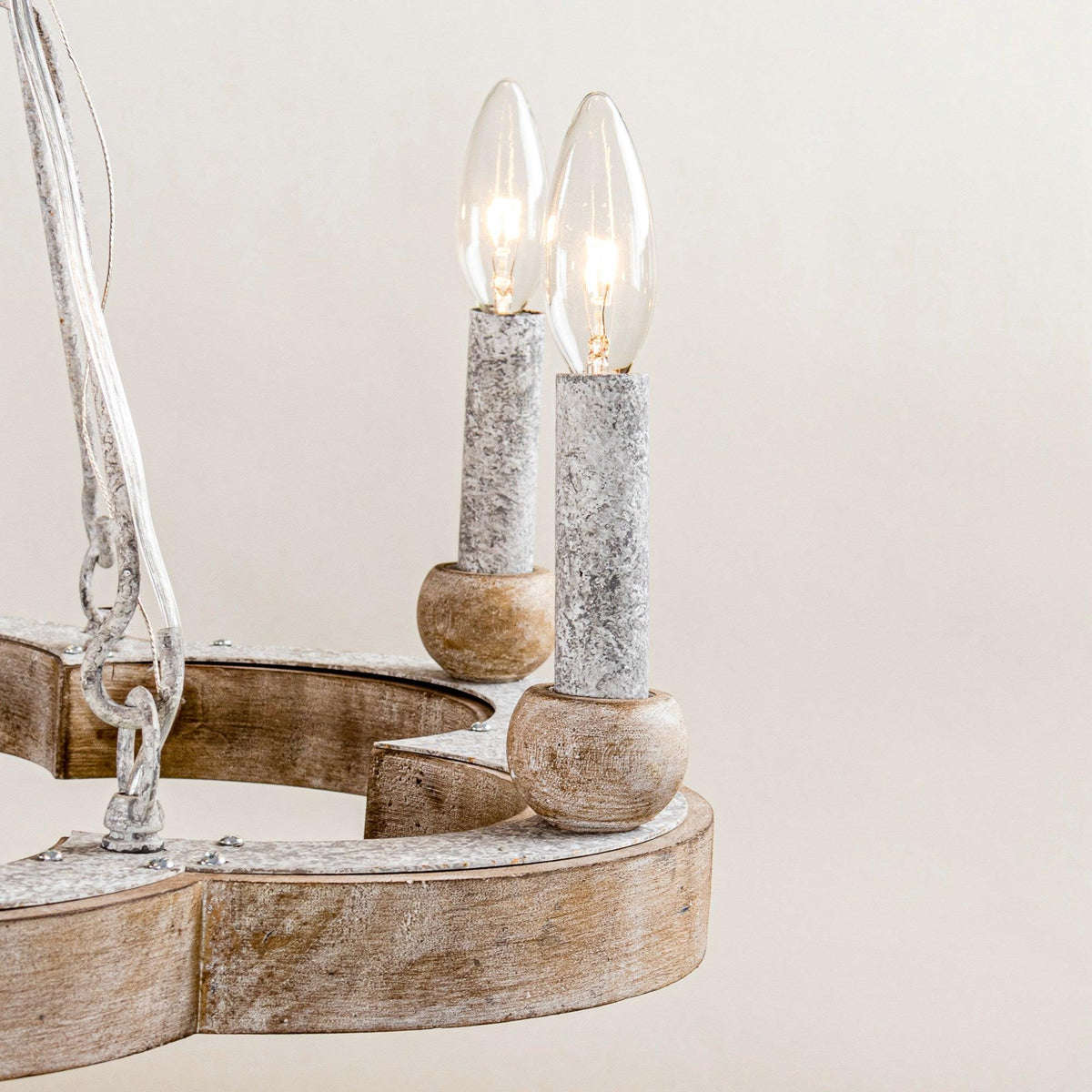 venezia-wood-wheel-chandelier
