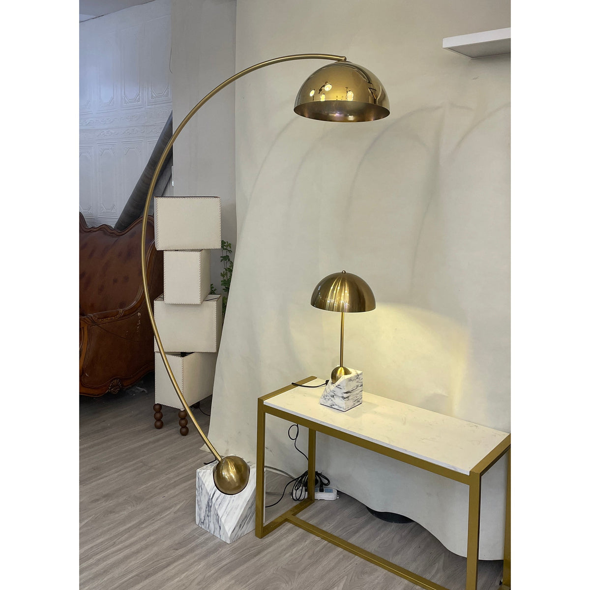 venus-marble-floor-lamp